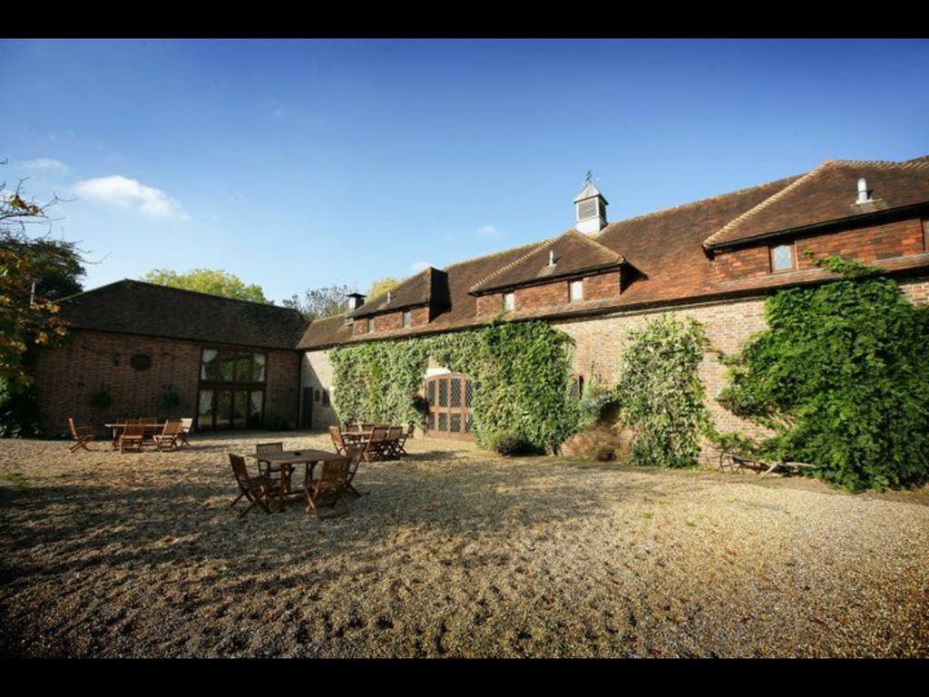 Crockstead Farm Hotel ルーズ エクステリア 写真