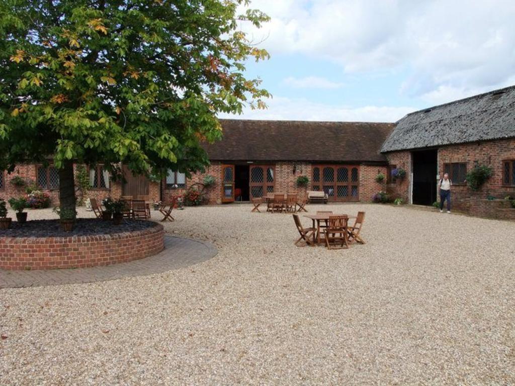Crockstead Farm Hotel ルーズ エクステリア 写真